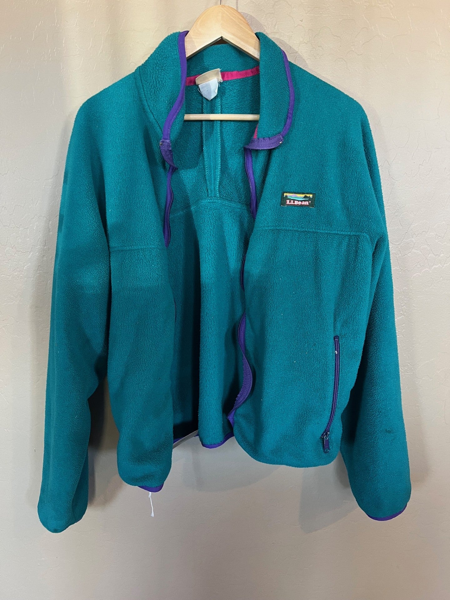 LL Bean retro fleece.    Mens M/L